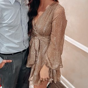 Super cute short long sleeve dress!